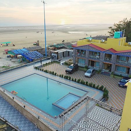 Goa Beach Resort On Beach Mandarmani Eksteriør bilde